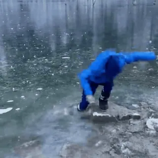 😂 77d9c958 lód, zima, ślizganie, zimno, jezioro whatsapp sticker