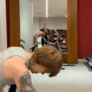 💪 ddae4b13 Siłownia, Fitness, Ćwiczenia, Trening, Lustro, Trening whatsapp sticker