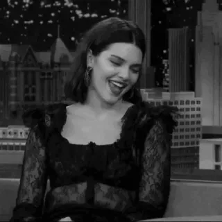 🤍 30e2c06e ผู้หญิง, หัวเราะ, ยิ้ม, ขาวดำ, ภาพเหมือน telegram sticker