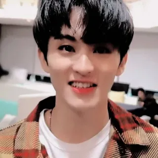 🍉 83eb4cb7 telegram sticker