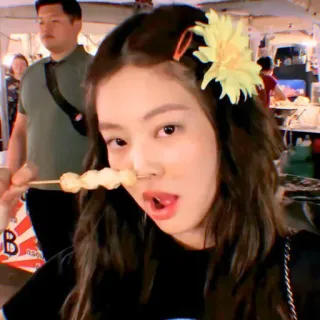 💘 1b09b63d kobieta, kwiat, jedzenie, portret, street food, azjatycki, radosny telegram sticker