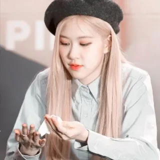 🐰 404ec297 Rose Kポップ, 歌手, アイドル, ロゼ, Blackpink, 韓国, 音楽, ファッション telegram sticker