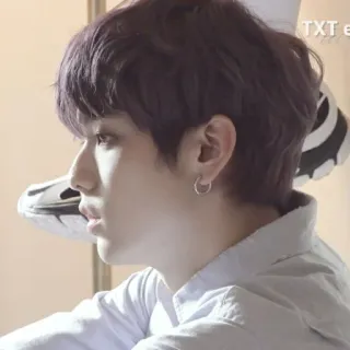 🎐 eca06d8c TXT kpop, 音楽, アイドル, 有名人, TXT whatsapp sticker