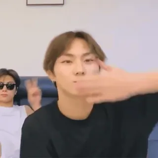 😗 5b9633e2 whatsapp sticker