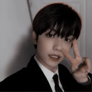 ⛅️ 85b241d7 soobin, kpop, txt, idol, jongen, pak whatsapp sticker