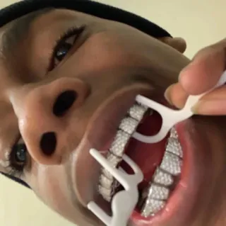 💎 8d27cb09 Zähne, Zahnseide, Hygiene, Zahn, Schmuck, Bling telegram sticker