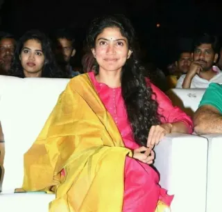 🥰 d9f6cef9 telegram sticker