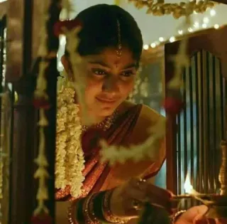 🥰 e4f0aaf1 telegram sticker