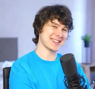 🌟 019e6af7 telegram sticker