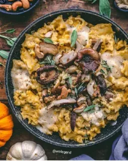 😚 be7d4119 nourriture, pâtes, champignons, végétarien, cuisine telegram sticker