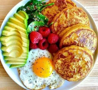 🤩 cfecf1c8 nourriture, petit déjeuner, sain, crêpes, avocat, oeuf, framboises telegram sticker