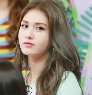 🍧 1066ee66 портрет, женщина, человек, женщина, девушка whatsapp sticker