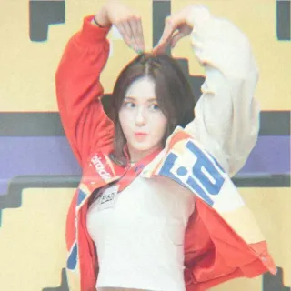 ❤️ 3b084d51 민선 женщина, k-pop, корейский, сердце, милый whatsapp sticker