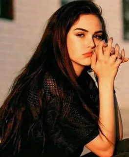 😒 8c39f3d0 женщина, девушка, портрет, брюнетка, красота, женский whatsapp sticker