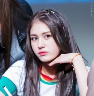 🍧 f2592c6d женщина, человек, девушка, знаменитость, портрет, волосы whatsapp sticker