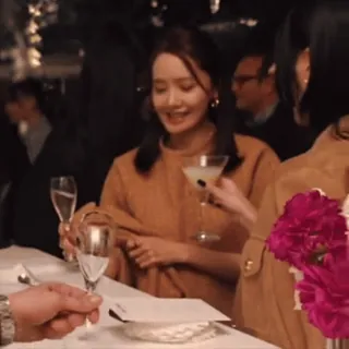 🍘 09279fa6 cạn ly, ăn mừng, cocktail, người, đồ uống telegram sticker