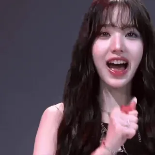 💜 1df63419 phụ nữ, người, nụ cười, vui vẻ, chân dung, há miệng telegram sticker