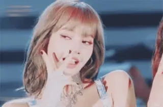 ❤ b7b000a2 Lisa woman, singer, K-pop, performer, Lisa telegram sticker