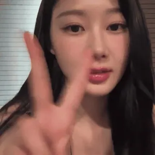 🦷 10e9db60 mulher, selfie, sinal de paz, beleza, retrato whatsapp sticker