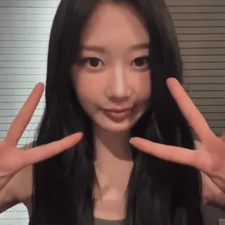 🦷 4cef84ae mulher, pessoa, menina, sinal de paz, jovem, retrato whatsapp sticker