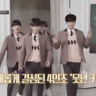 🥳 17874a8a 새롭게 결성된 4인조 '못난 키 telegram sticker