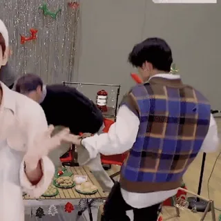 💃 f731abd8 telegram sticker