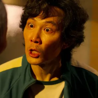 😳 1fac1c21 Seong Gi-hun Squid Game Squid Game, Seong Gi-hun, Netflix, Drama coreano, Serie TV, Giocatore 456 telegram sticker