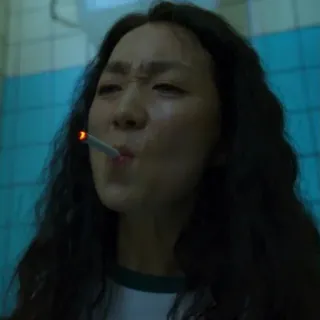 😐 5aba770f hút thuốc, phụ nữ, thuốc lá, chân dung, trong nhà telegram sticker