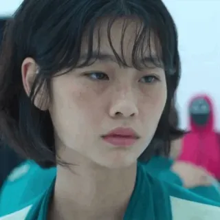 😐 e07a656f Squid Game trò chơi con mực, nghiêm túc, phụ nữ, netflix telegram sticker