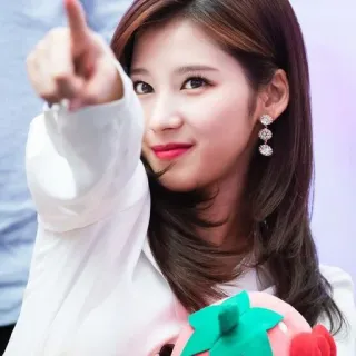 🍭 2c225b6a Sana K-pop, Chanteur, Twice, Girl group, Idole, Sana Minatozaki telegram sticker