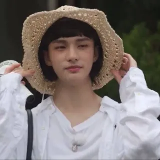 😏 b40677f1 person, hat, portrait, young adult, white clothing, summer, outdoor whatsapp sticker