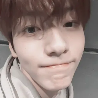 🎧 57e98389 telegram sticker