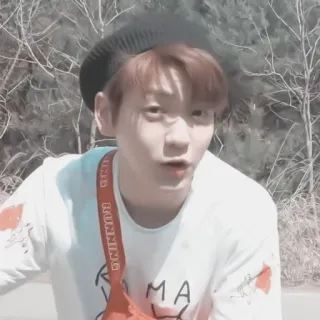 🎧 710bda90 telegram sticker