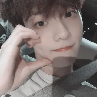 🎧 82379b5e telegram sticker