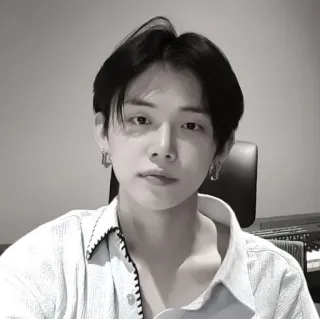 🍦 a95d04a0 persona, retrato, blanco y negro, hombre, cara, primer plano whatsapp sticker