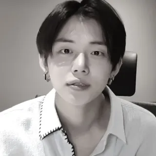 🍦 ef46543d persona, hombre, retrato, pendientes, blanco y negro whatsapp sticker