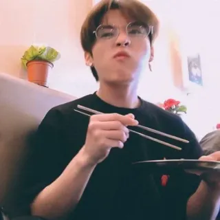 🤍 041b7f37 еда, палочки, еда, человек, азиатский telegram sticker