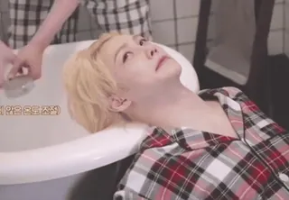 ☹ 9d7086a3 물 온도 괜찮아요? Lavar o cabelo, Cuidado capilar, Coreano, Beleza telegram sticker