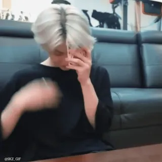 😔 a7912422 @SKZ_GIF Kpop, Stray Kids, SKZ, Gif, Conteúdo de fã telegram sticker