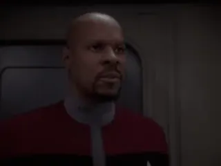 👌 5493a005 Benjamin Sisko Star Trek: Deep Space Nine star trek, deep space nine, командир, научная фантастика whatsapp sticker