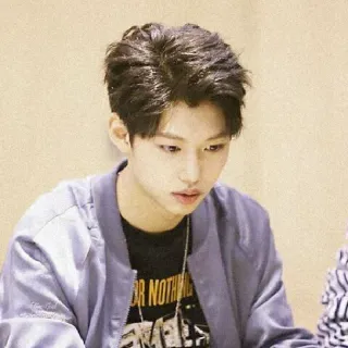 🌙 a5ada75c FOR NOTHING person, mann, jacke, kleidung, porträt telegram sticker