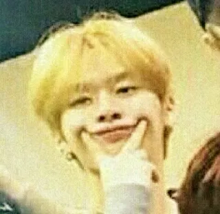 🌙 eeccd6a2 Meme, Lustig, Gesicht, Ausdruck, Humor, Porträt telegram sticker