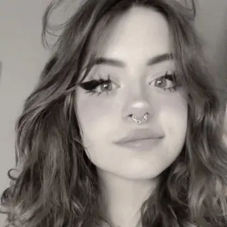 🍇 a7da6896 femme, portrait, fille, visage, personne whatsapp sticker