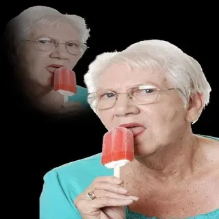😏 c8a68c2b femme, glace, personne âgée, glace à l'eau, grand-mère, friandise whatsapp sticker