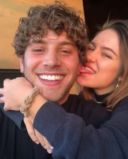 🍯 921a80fe whatsapp sticker