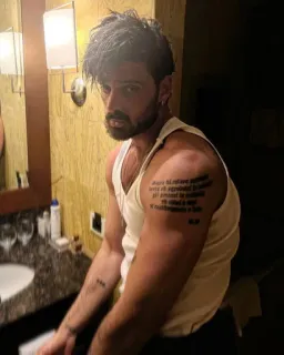 🍯 b32cdedf Dunque ché rilievo avrebbe virtù senza l'effetto suo, che presso gli altri poco si rileva, se non l'aiuta il caso? orang, pria, tato, teks, potret whatsapp sticker