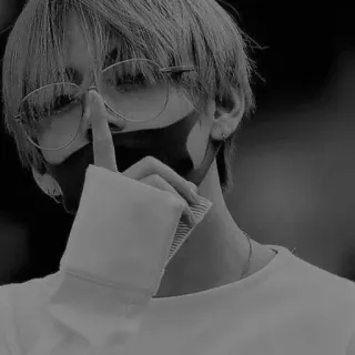 🤫 84e25b49 person, glasses, fashion, style telegram sticker