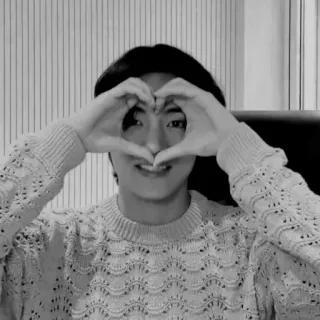 ❤️ b4edc45a heart, love, gesture, person, portrait, sweater, smile, cute, affection telegram sticker