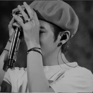 😭 da2a28b6 man, beret, microphone, person, singer, performer, black and white telegram sticker