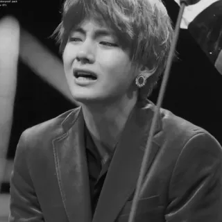 😫 e214a987 V kpop, singer, bts, v, korean, music, idol telegram sticker